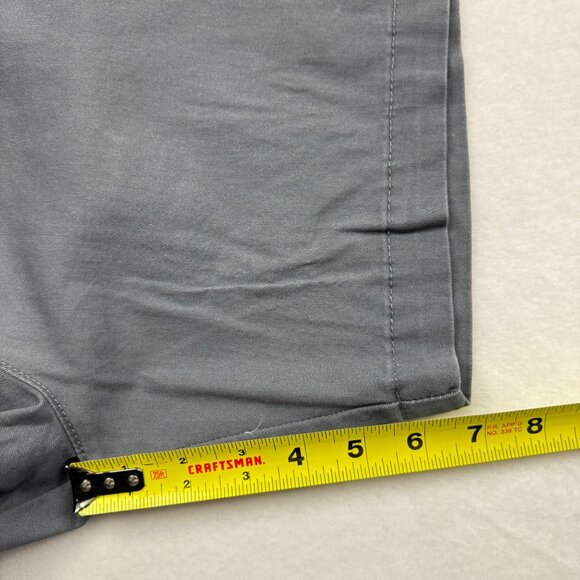 Wrangler Men's Regular Fit Medium Stretch Dark Grey Shorts Size 34 Inseam 7" NWT - Picture 11 of 12
